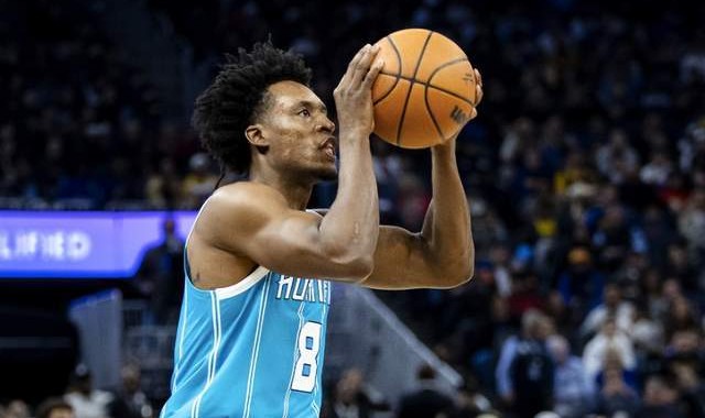 开云-一夜3大消息！快船补强目标，杨瀚森冲新秀赛，曝珍妮不满詹姆斯